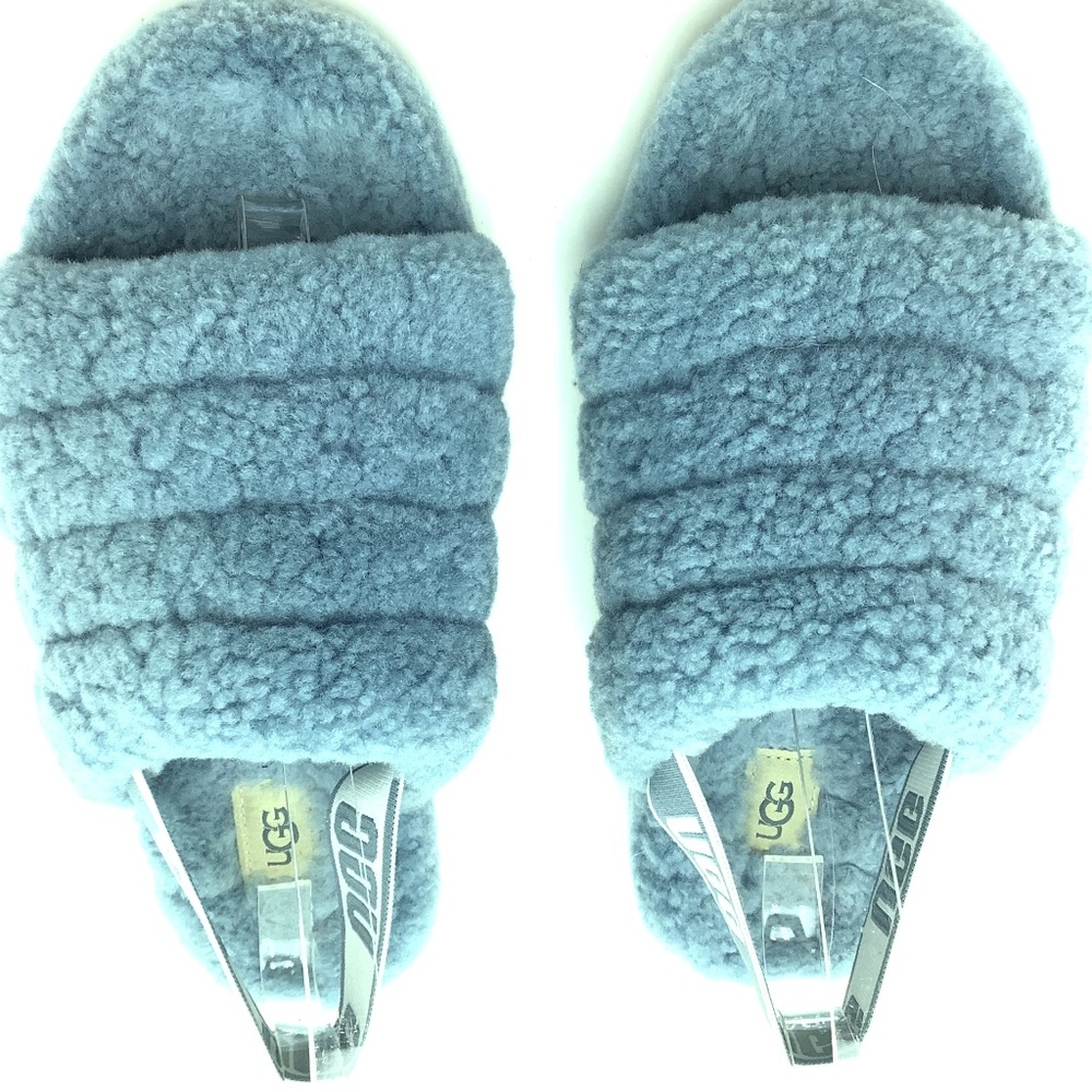 Ugg Women's Fuzzy Slides Size: 7 - image 5